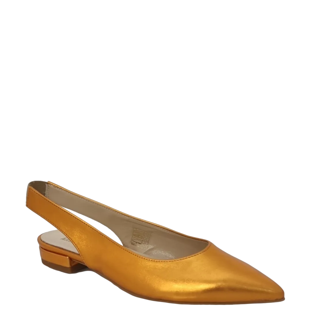 Ballerine a punta in laminato arancione con tacco basso