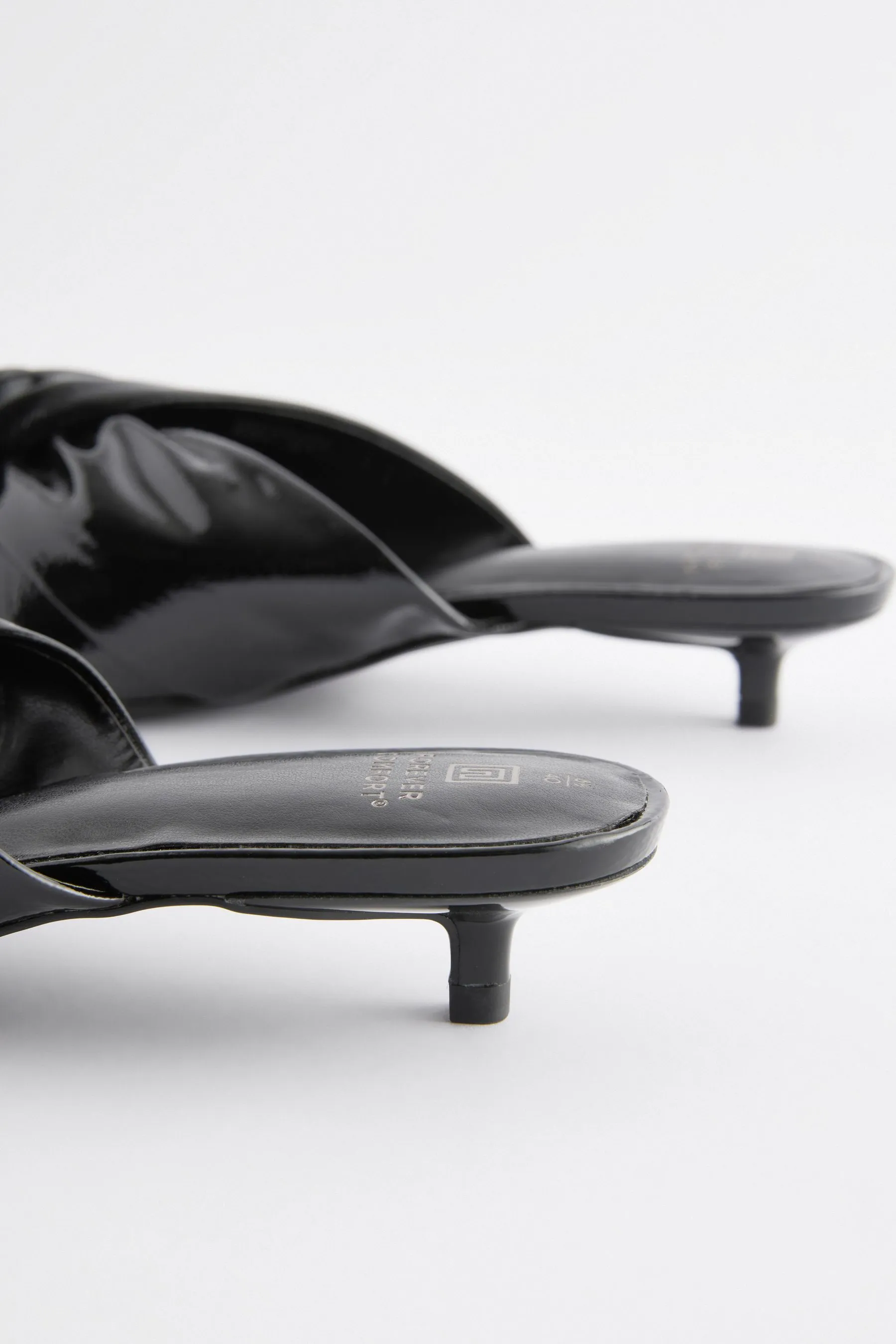 Forever Comfort Point Toe Knot Mules