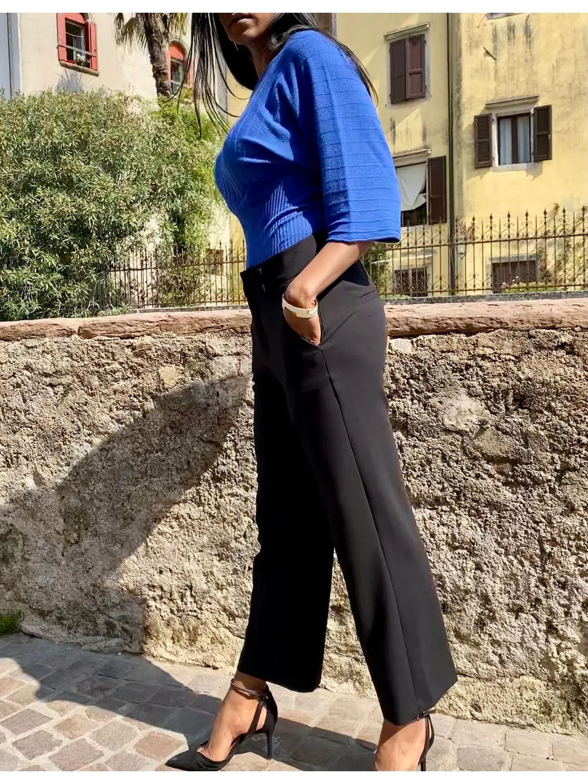 Pantalone nero taglio New York